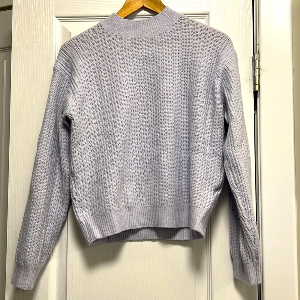 Uniqlo Light Purple Knot Sweater